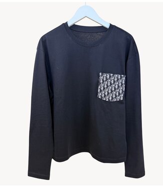 Attire Longsleeve designer