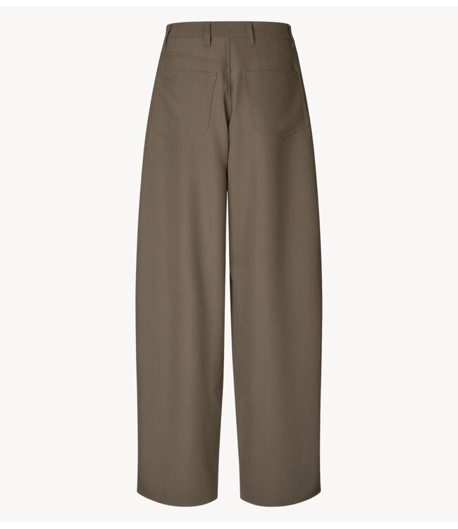 Samsøe Samsøe Broek SAHARPER PLEAT TROUSERS 15790 Major Brown