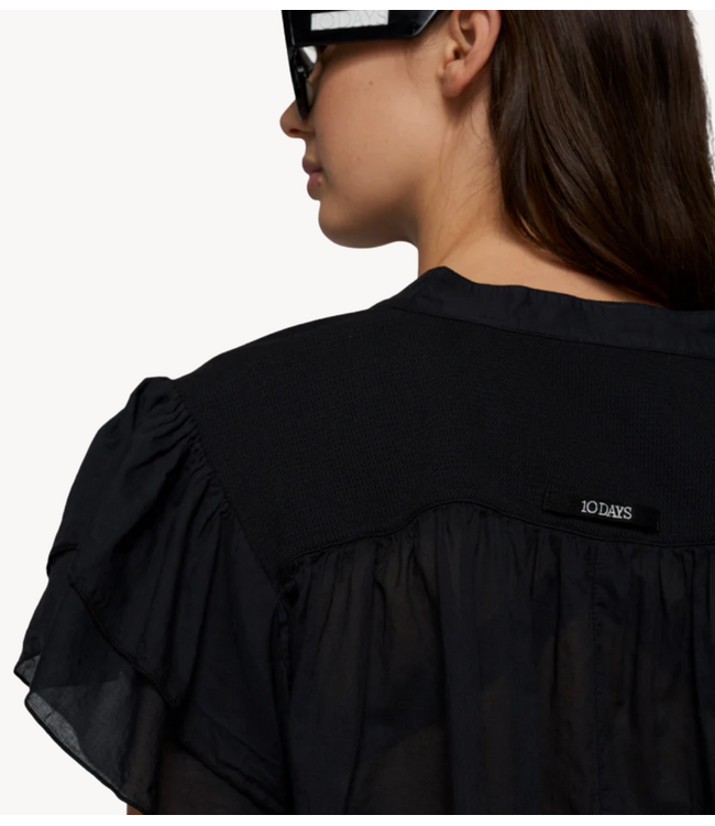 10DAYS Top a-line ruffle top black