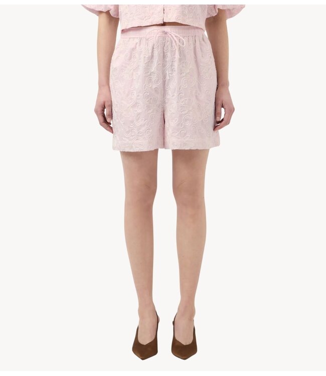 YAS Broek YASNITTA HW SHORTS star white embrodery