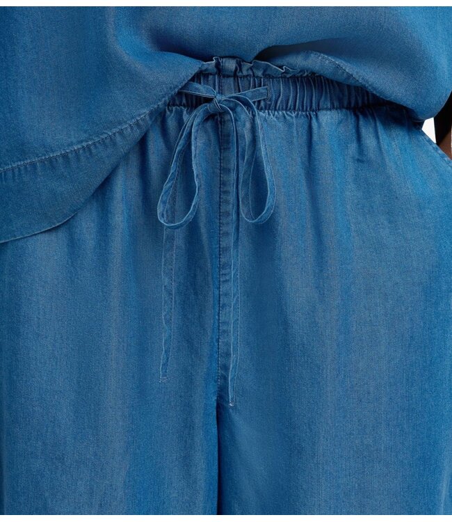 Selected Broek SLFJANNA MW ELASTIC STRING SHORTS B Medium Blue Denim