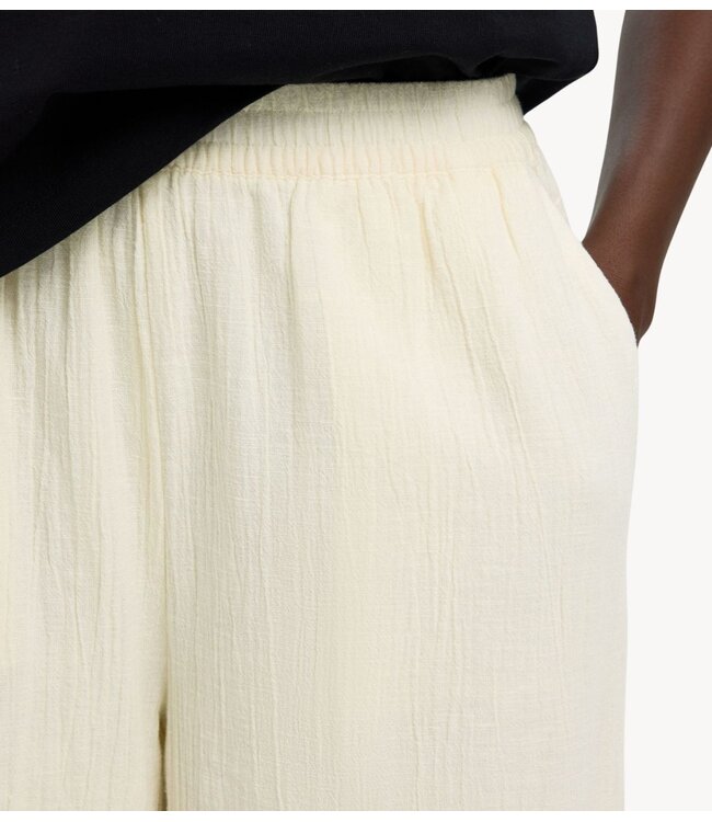 Selected Broek SLFFINNIE MW WIDE SUN PANT B Egret