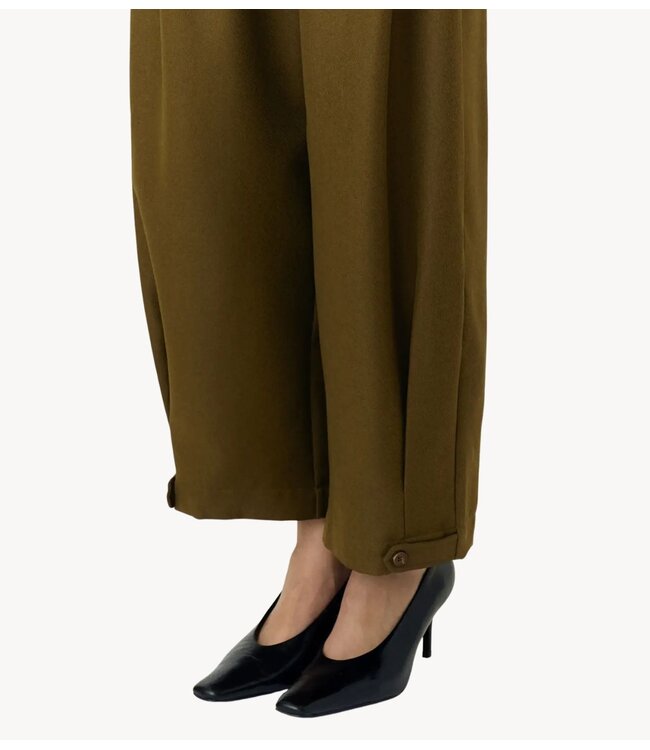 YAS Broek YASCOLERA MW ANKLE PANT S. Dark Olive