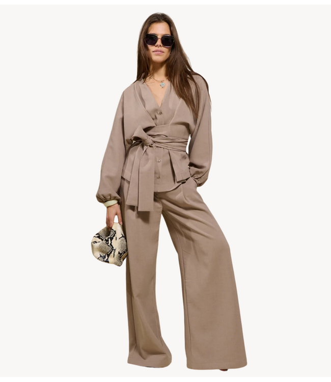 OU. Broek Pants Rue de la Folie Beige