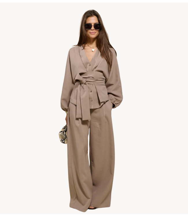 OU. Top Top Rue de la Folie Beige