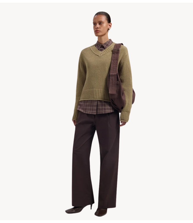 OLAF Trui KNITTED V-NECK TREEHOUSE
