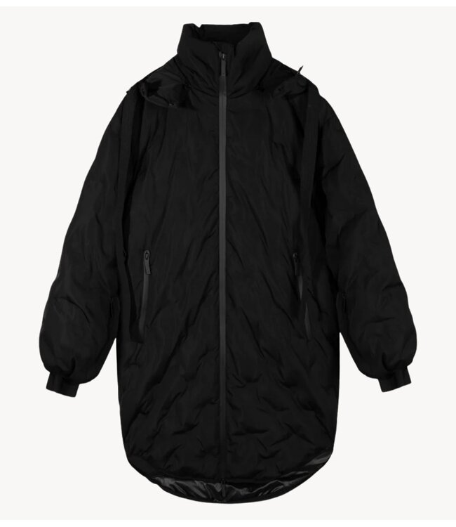 10DAYS Jas the iconic coat black
