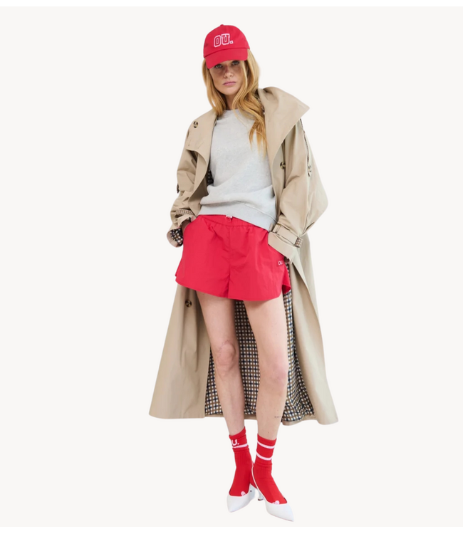 OU. Pet Cap OU. Rouge