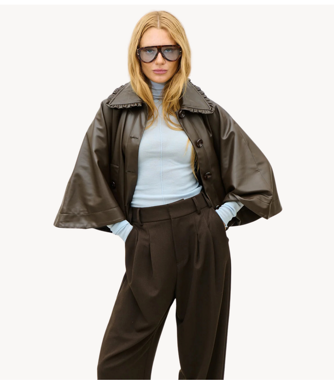 OU. Jas Cape Orsay Chocolate