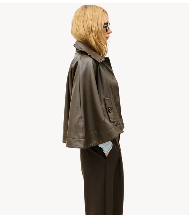 OU. Jas Cape Orsay Chocolate
