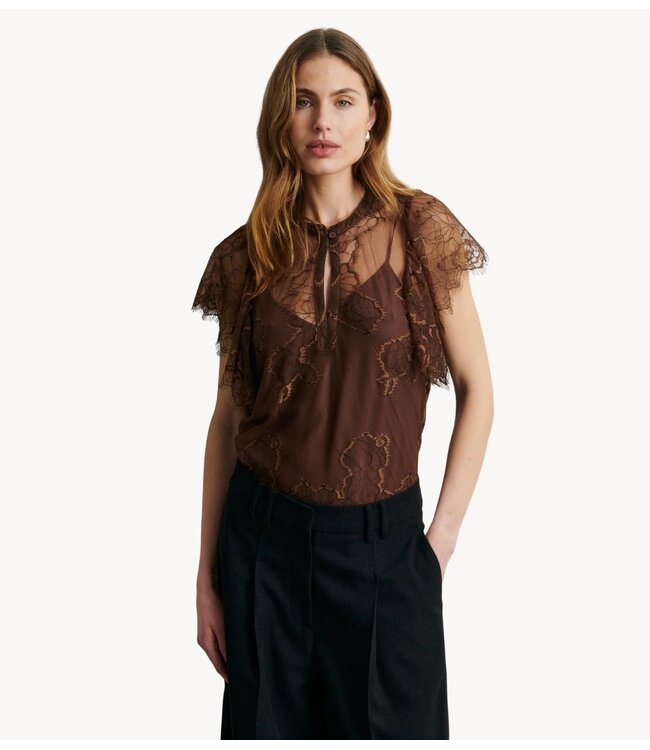 Second Female Top  Wila Lace Blouse Carafe
