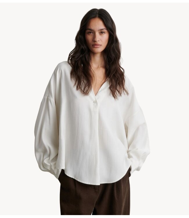Second Female Blouse Timeline Blouse Egret