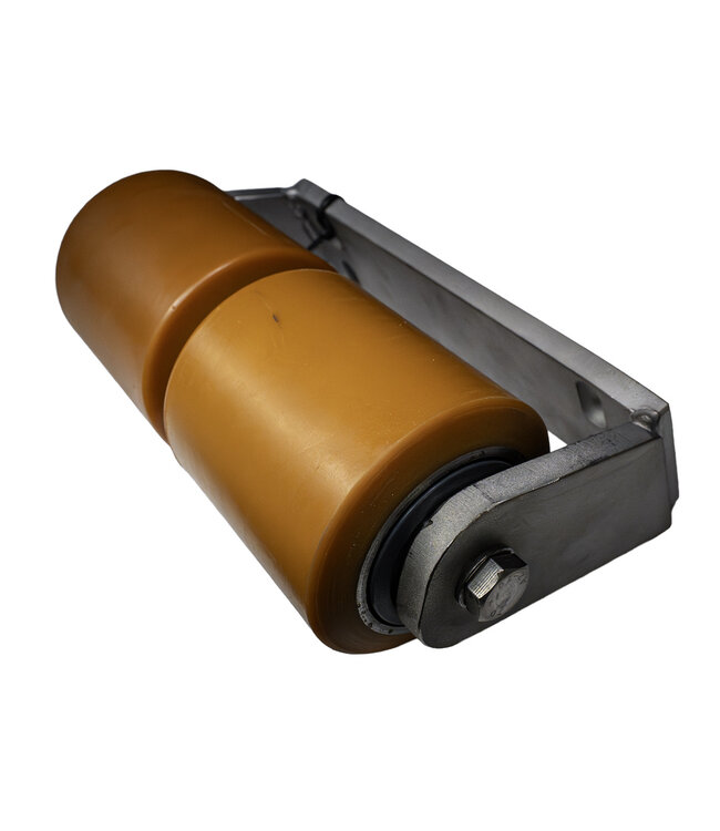 Support with guide rollers for reversing station IR track