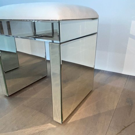 Kruk - velvet - wit - glas Kruk - velvet - wit - glas