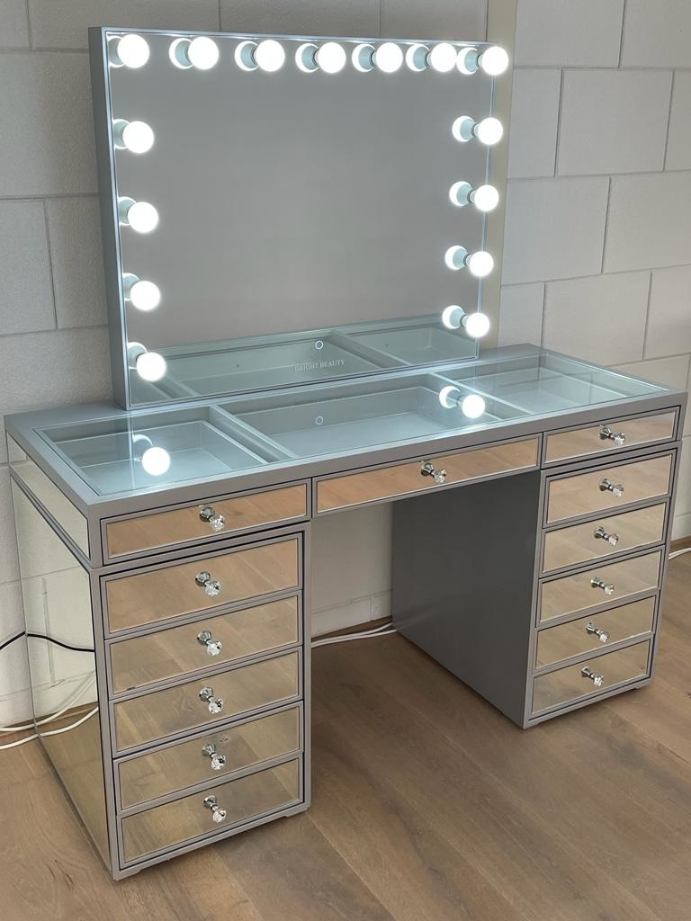BRIGHT BEAUTY VANITY STATION CLASSIC MIRRORED - Bright Beauty Vanity
