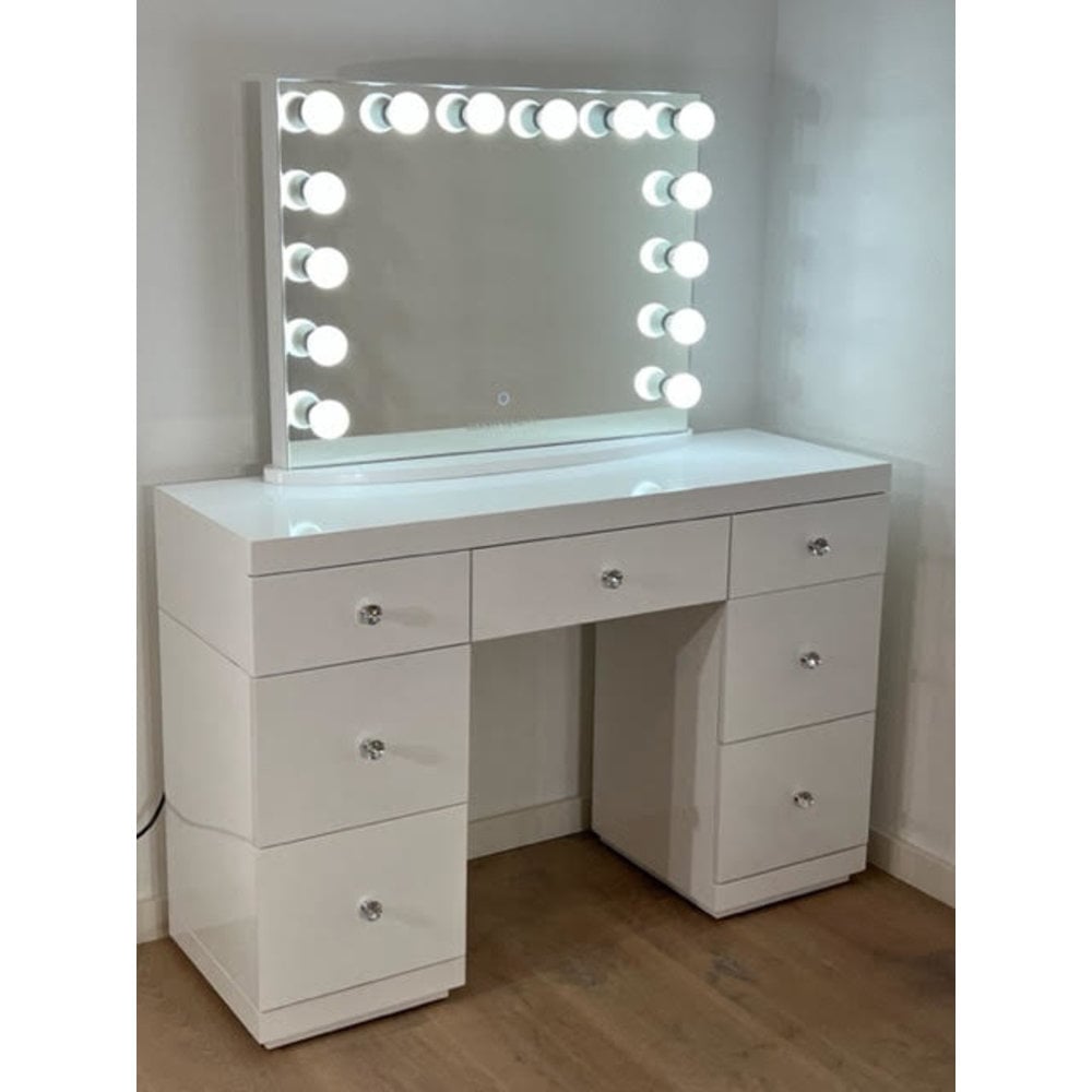 BRIGHT BEAUTY VANITY STATION CLASSIC - closed drawer - Bright