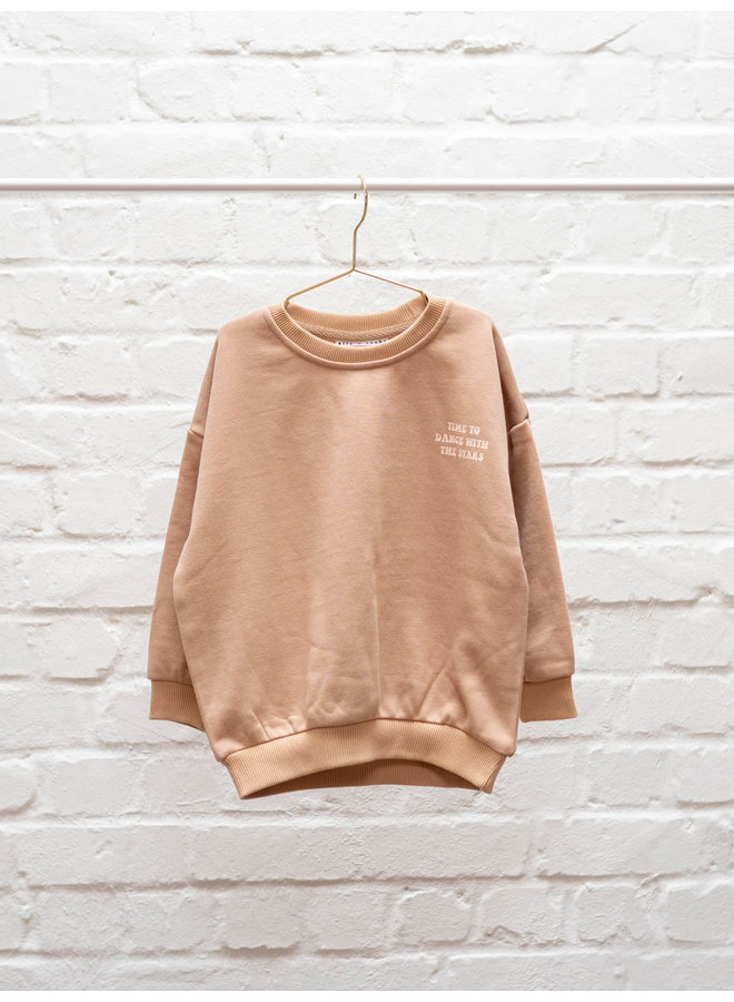 Elle and Rapha - Loose Fit Sweater - Moonchild