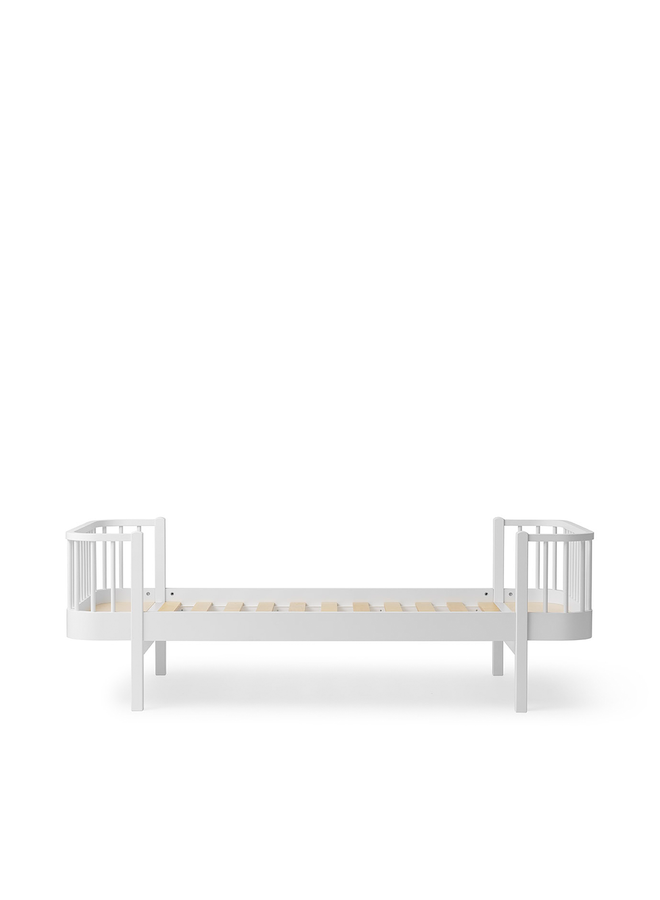 Oliver Furniture - Original bed white