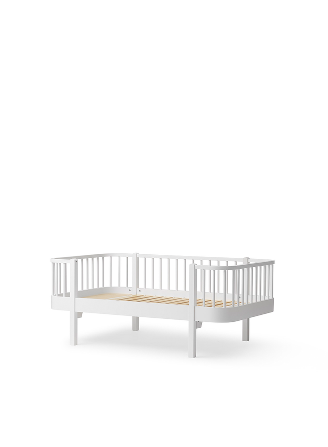 Oliver Furniture - Original junior day bed white