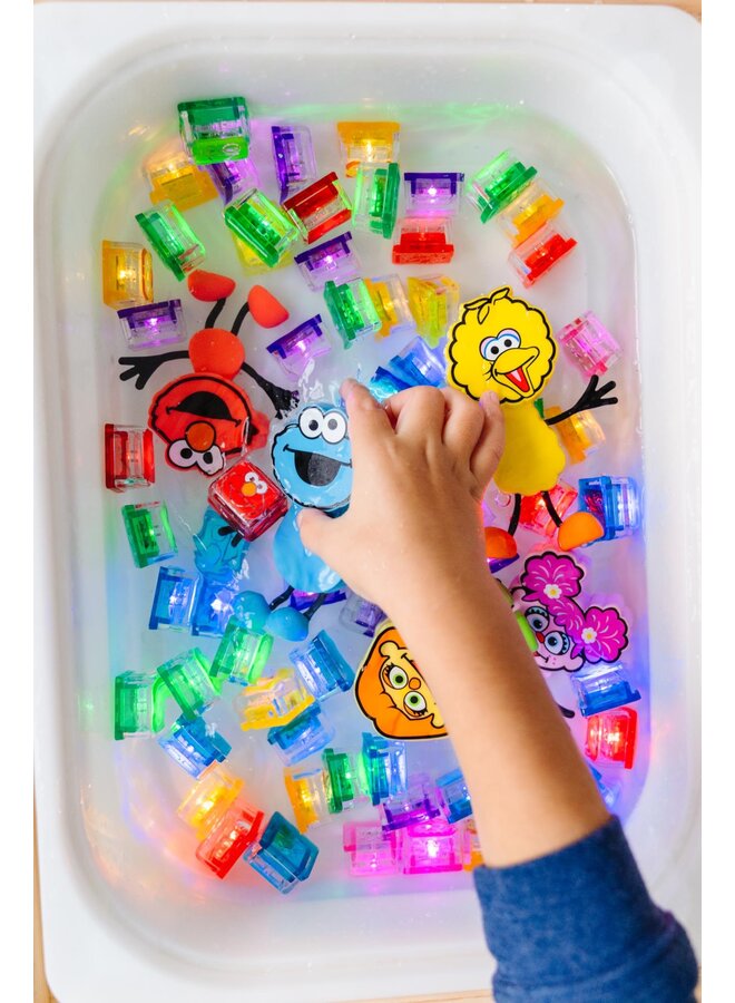 Glo Pals - Sensory bath toy– character Abby