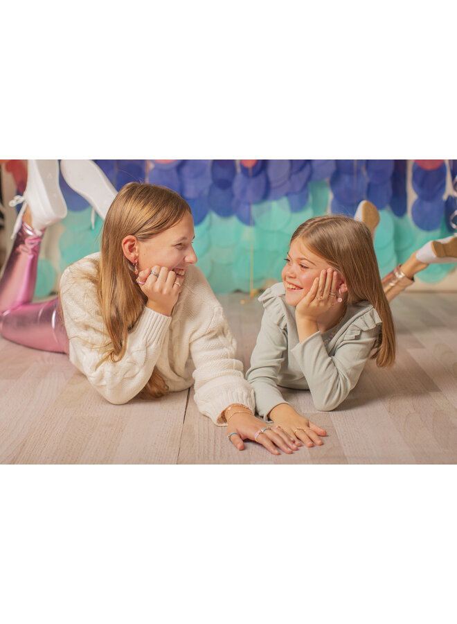 Great Pretenders - 92403 - Boutique Chic All Smiles Earrings