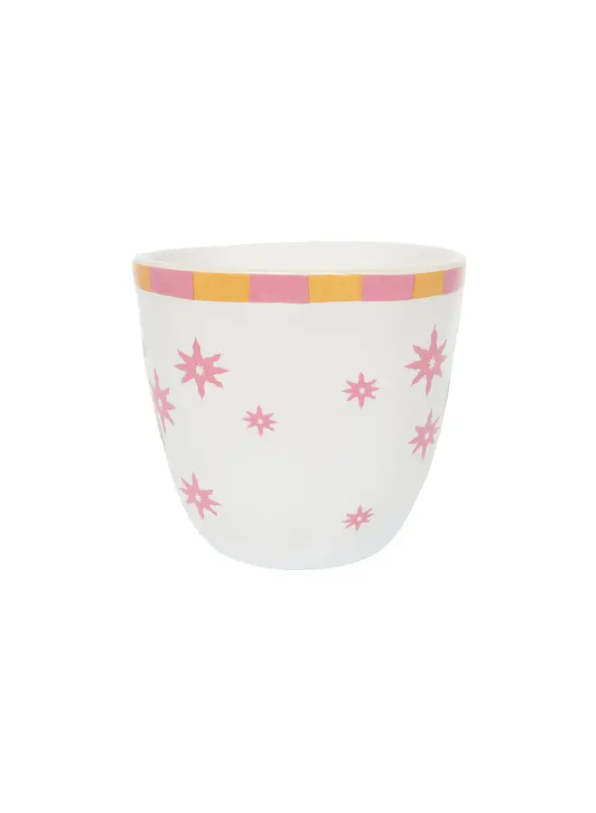 Cup letter F