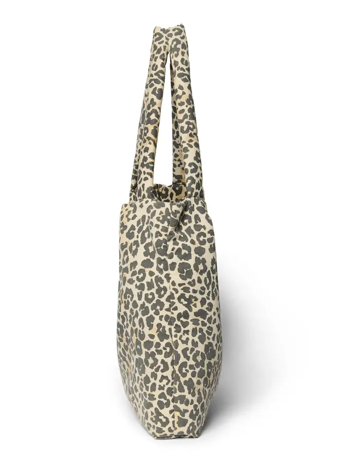 Studio Noos - Soft cotton leopard mom bag