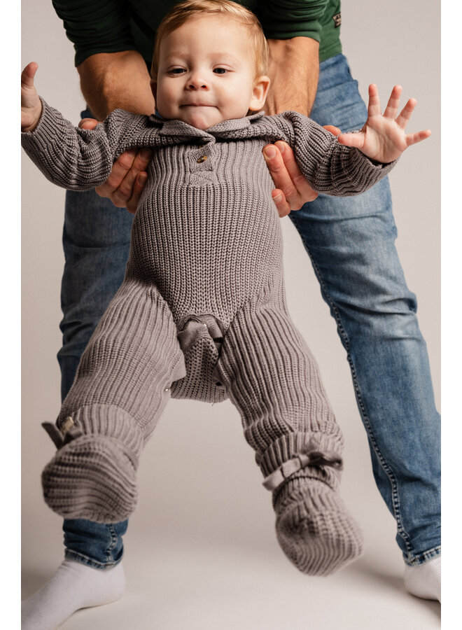 Baje Studio - Stans knitted booties - Grey steel