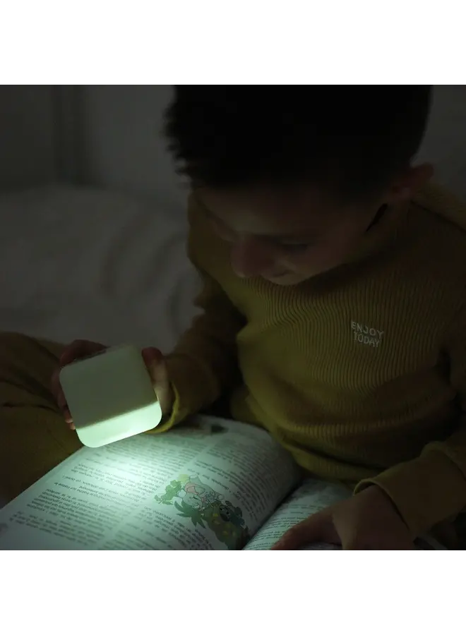 Cloud-B - Cube B - Drake de Draak