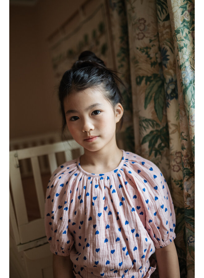 Petit Blush - Adele blouse - Candy hearts AOP