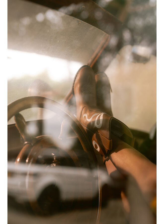 Bootstock - Bow off-white - Brown