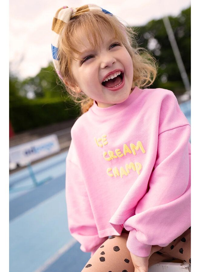 Sproet & Sprout - Boxy batman sleeve ice cream - Podium pink