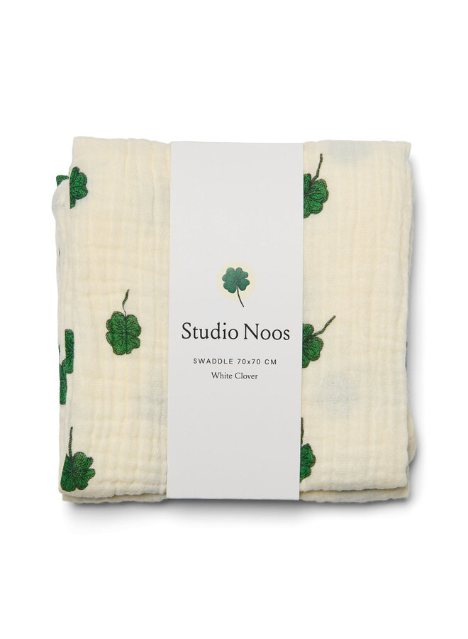 Studio Noos - Swaddle print medium - White clover