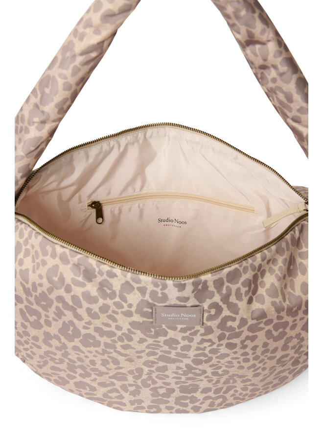 Studio Noos - Puffy cross body bag - Beige leopard