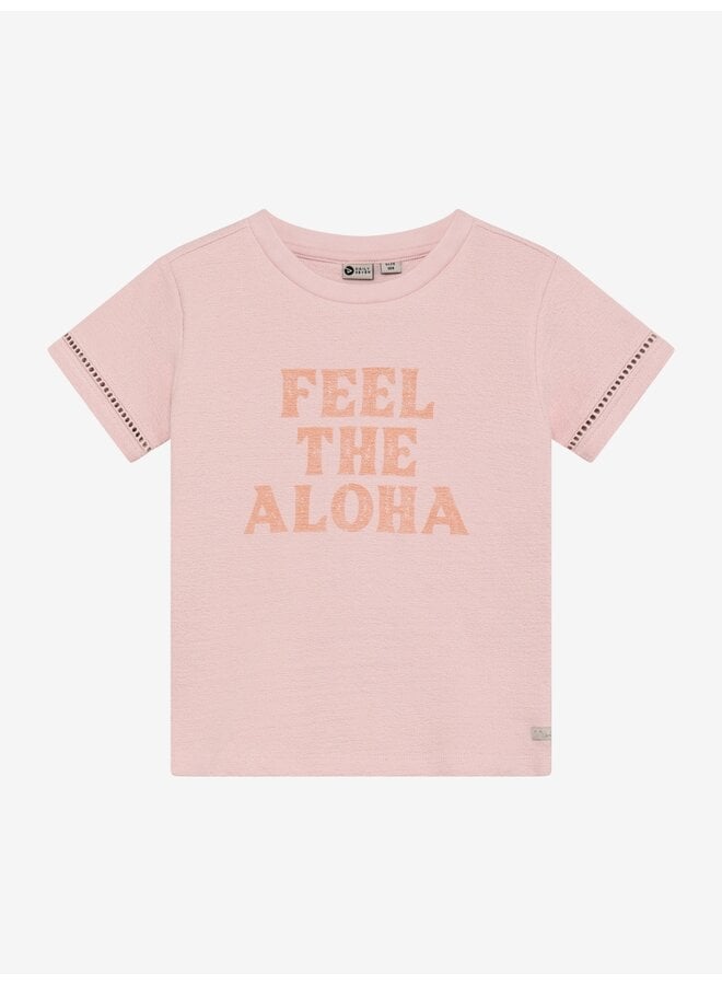 Daily7 - T-shirt artwork - Silver pink