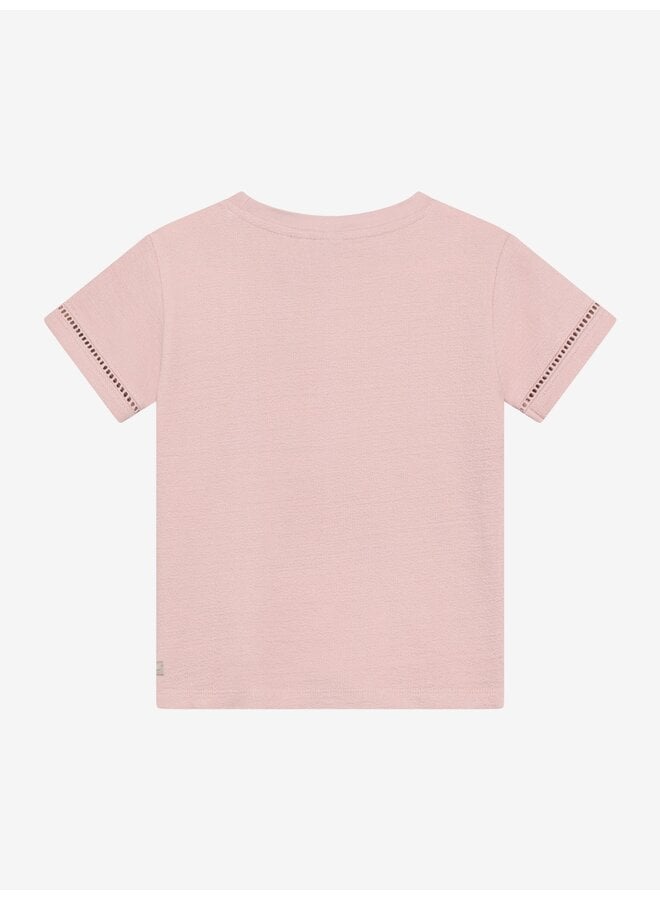 Daily7 - T-shirt artwork - Silver pink