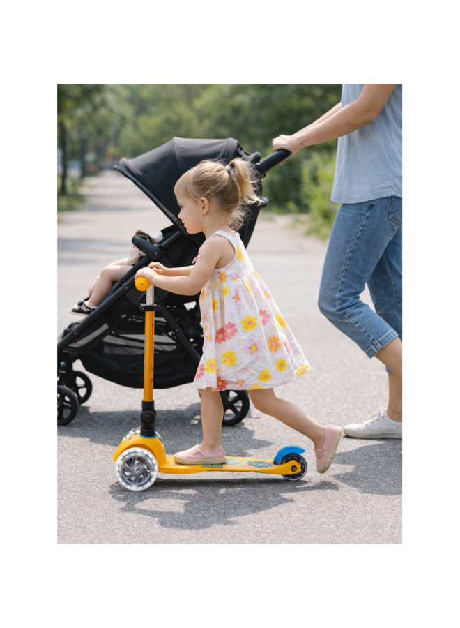 Micro Step - Mini Micro step Deluxe inklapbaar LED - Abrikoos - Limited edition