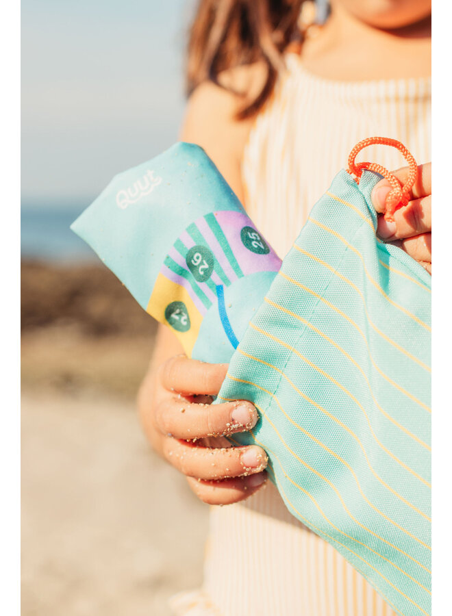 Quut - Travel game - Snakes & ladders / Game of the goose