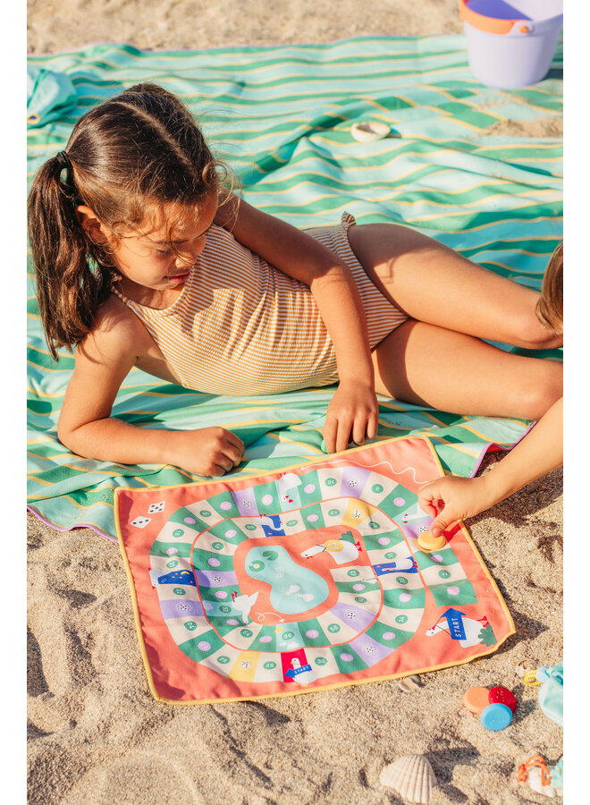 Quut - Travel game - Snakes & ladders / Game of the goose