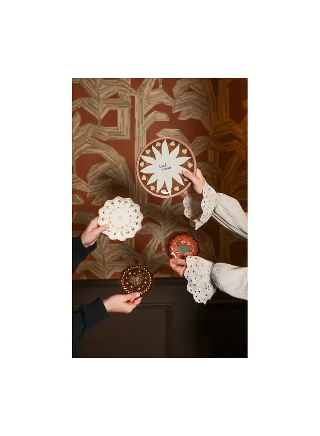 All the Luck in the World - Small plate heart sun - Brown