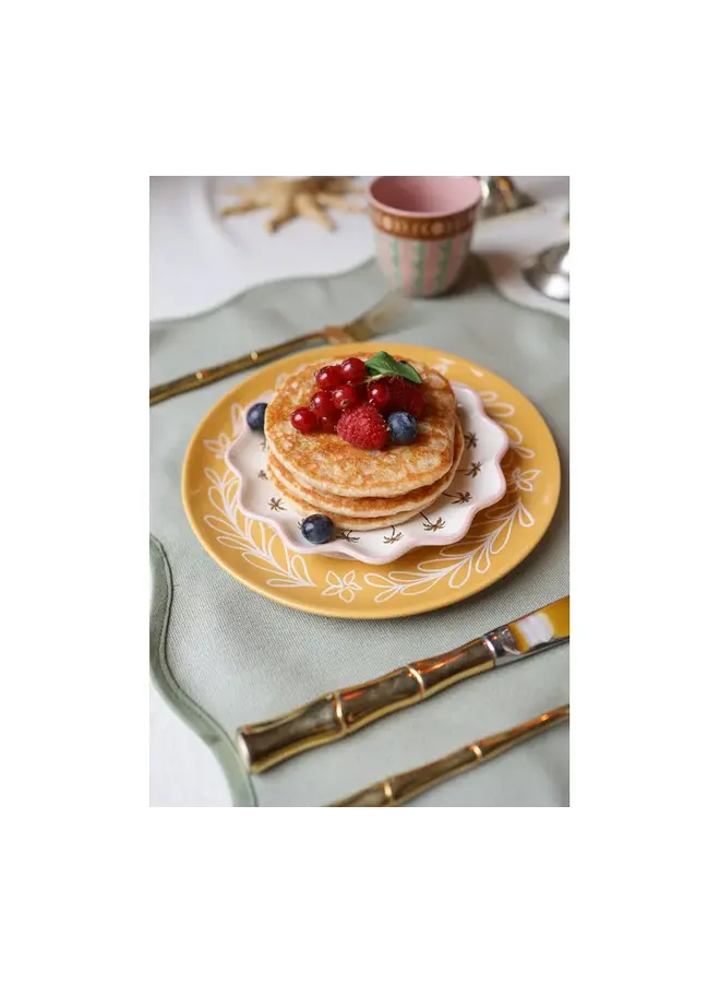 All the Luck in the World - Plate yellow leaf with blue star