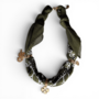 Feestbeest - Bandana ketting met bedel - Legergroen