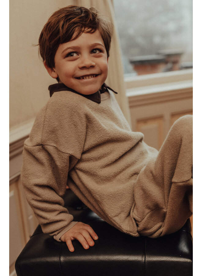 Baje Studio x Leslie Keijzer - Yordin sweater - Taupe light