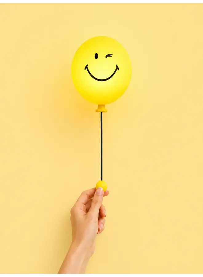MOB - Bubbly light smiley world - Yellow