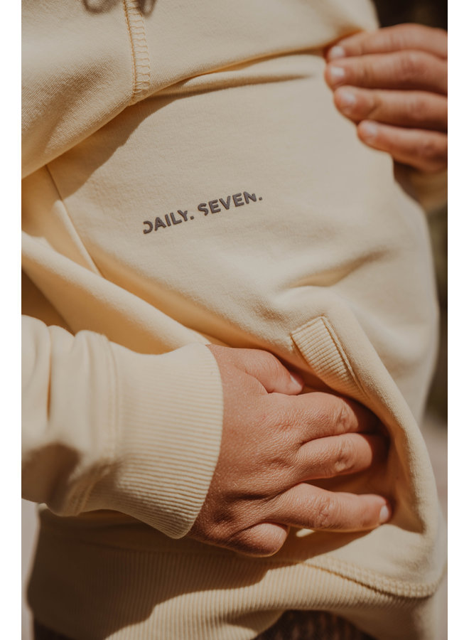 Daily Seven - Boys - Organic Sweater Raglan - Cream Vanilla