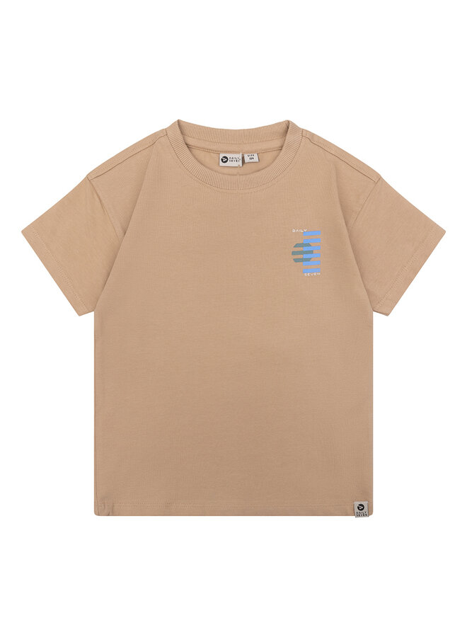 Daily7 - Organic T-Shirt Backprint – Camel Sand