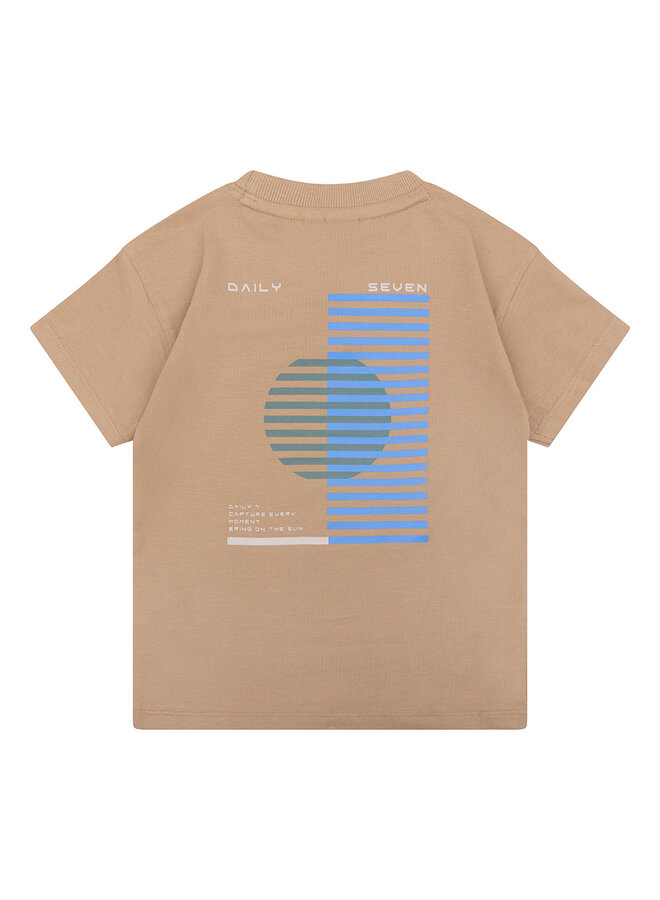 Daily7 - Organic T-Shirt Backprint – Camel Sand