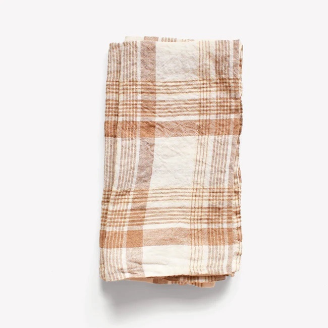 towel square caramel-1