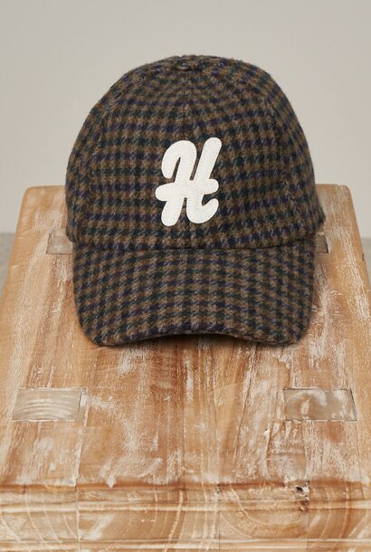 cap H wool green checked