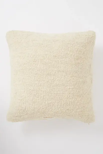 cushion vila